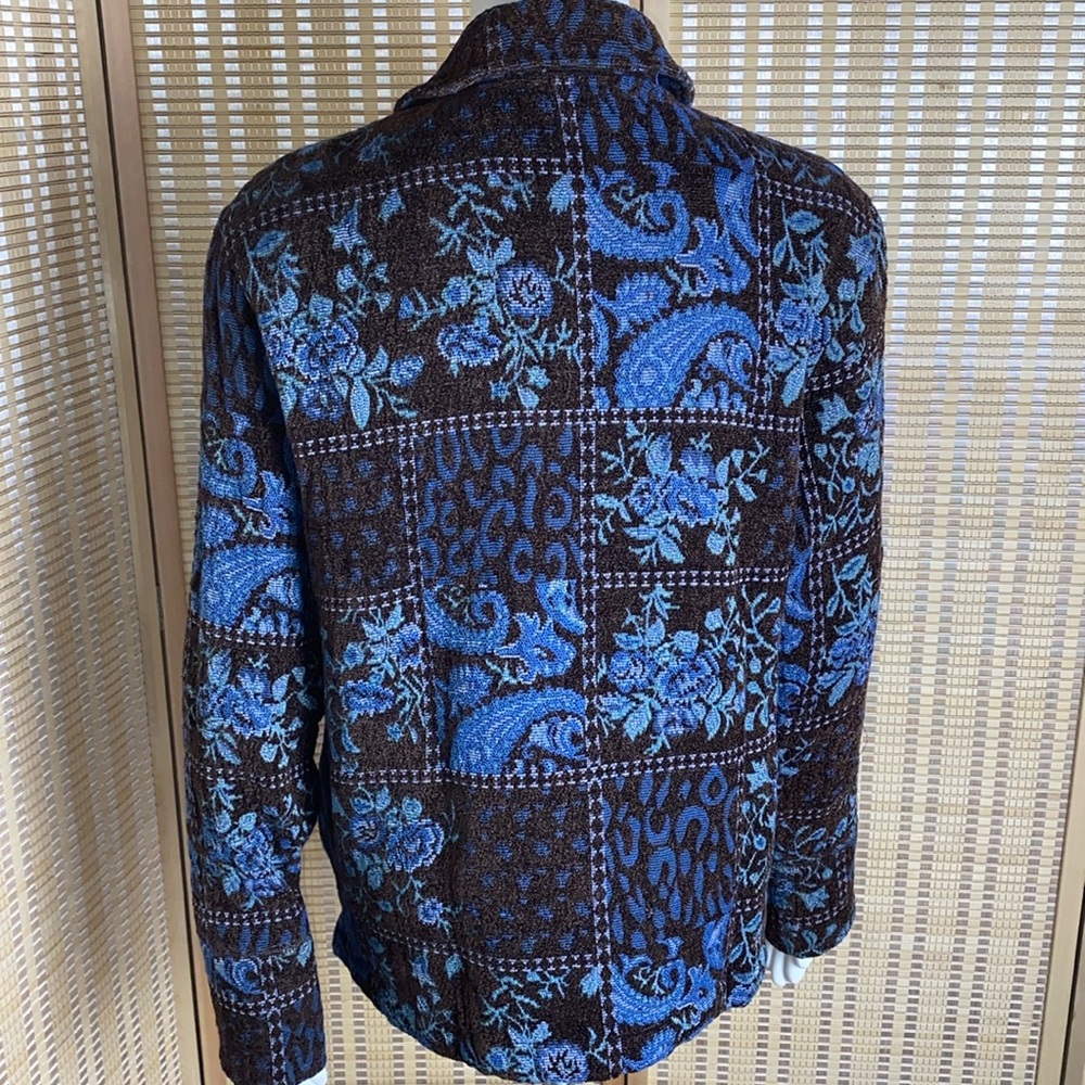 Travel Smith Folk Art Patchwork Floral Lined Jacket
Size XL - Picture 5 of 7